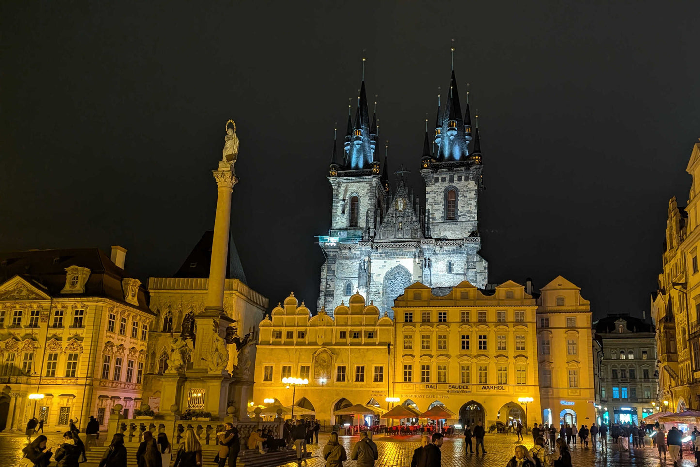 Prague by Night (1h45m)