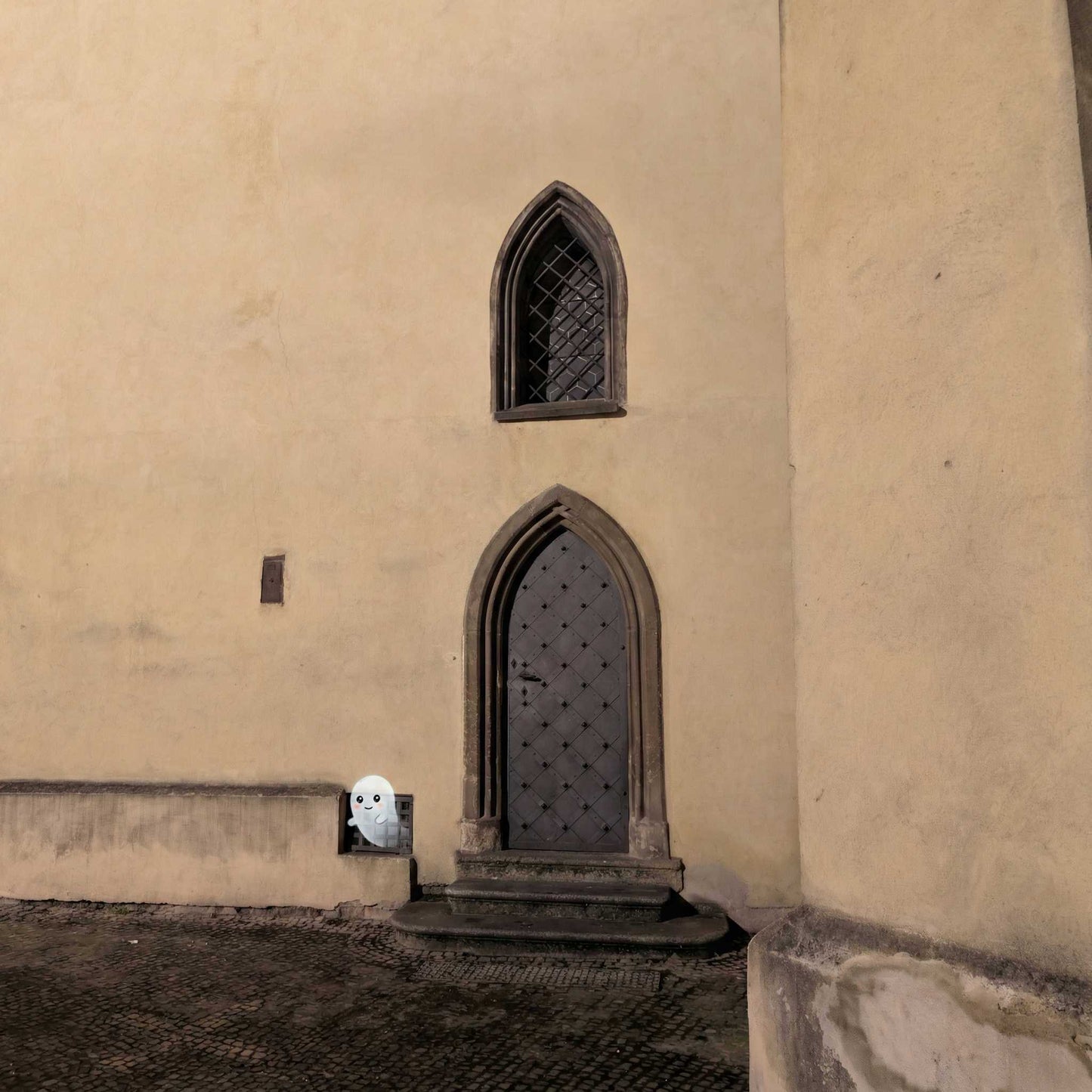 Ghosts of Prague (1h30m)